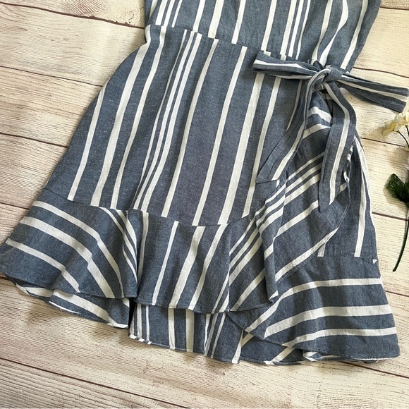 Express Ruffle Linen-Blend Mini Dress - Picture 3 of 15